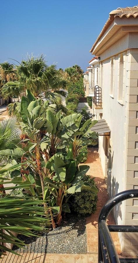 Great Villa Maria Paralimni Exterior photo